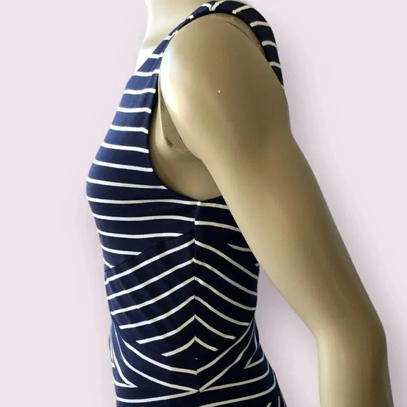 Philosophy Sleeveless Tank Shift Dress Stretchy Knit Size L Navy White Stripes - Picture 10 of 16
